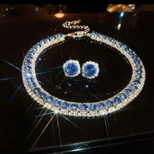 Elegant blue and silver necklace earrings set